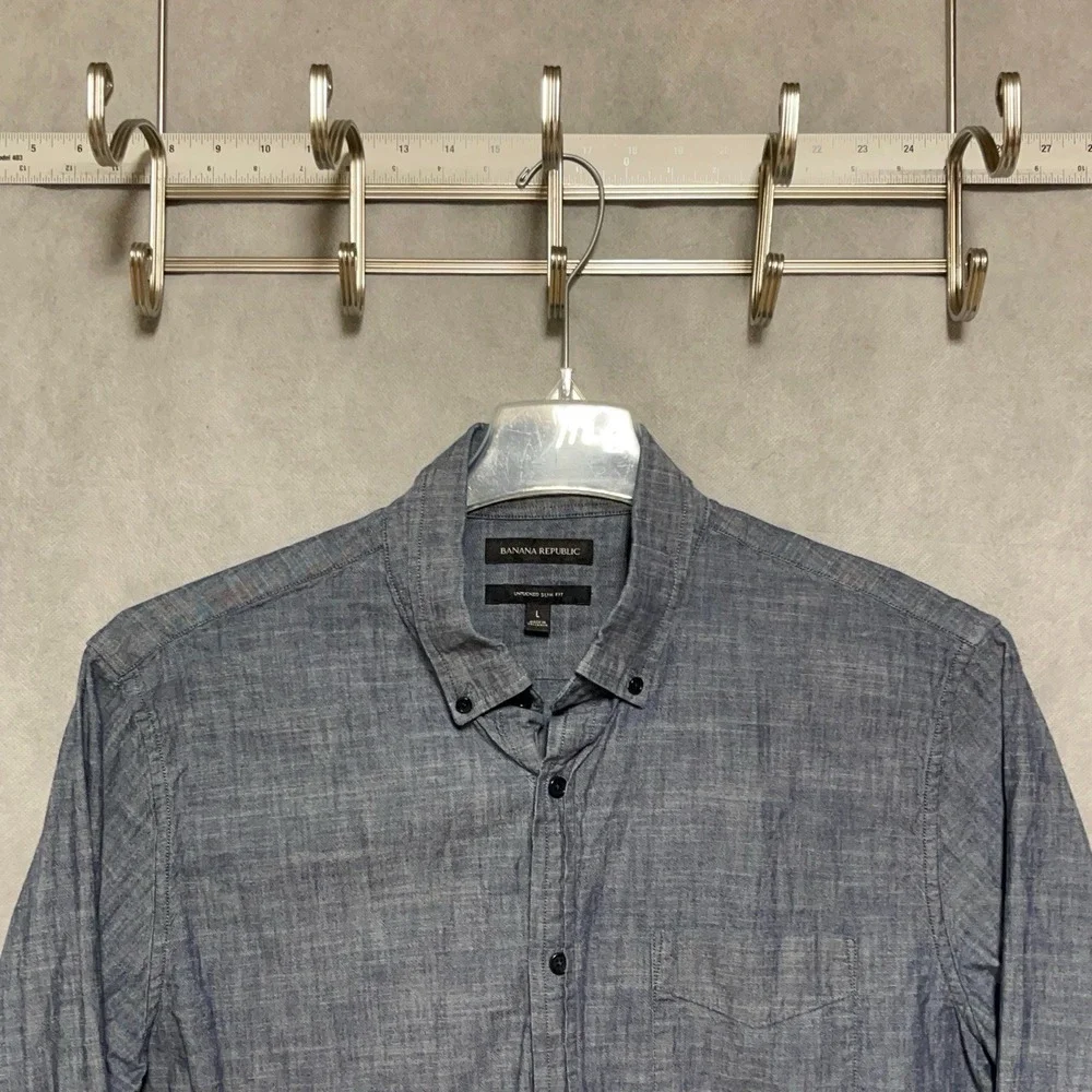 Banana Republic Shirt Men L Blue Chambray Untucked Slim Fit Button Up L/S Casual